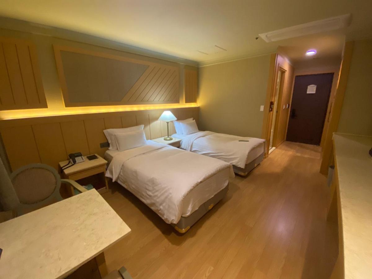 Hotel International Чангуон Екстериор снимка