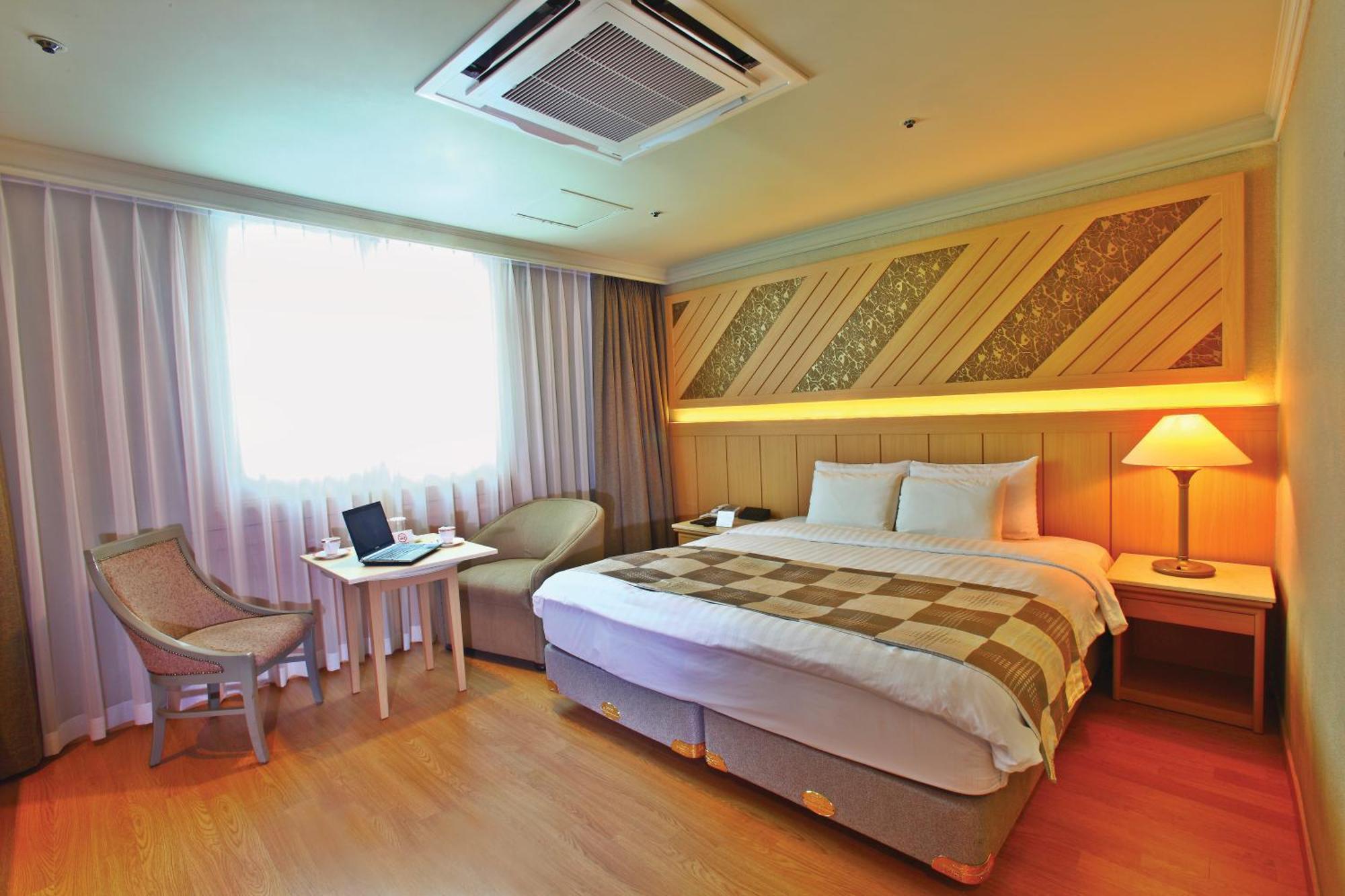 Hotel International Чангуон Екстериор снимка