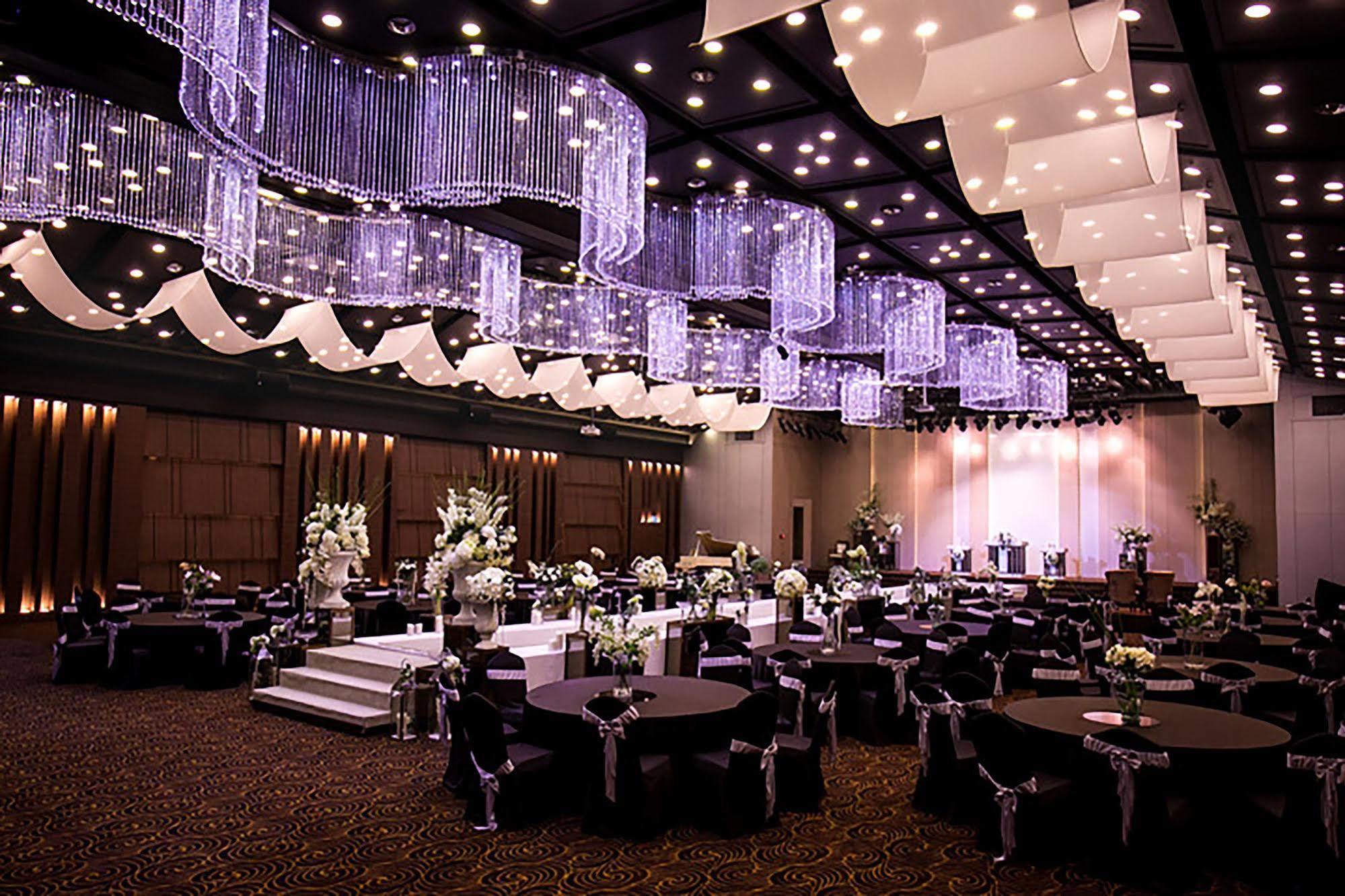 Hotel International Чангуон Екстериор снимка