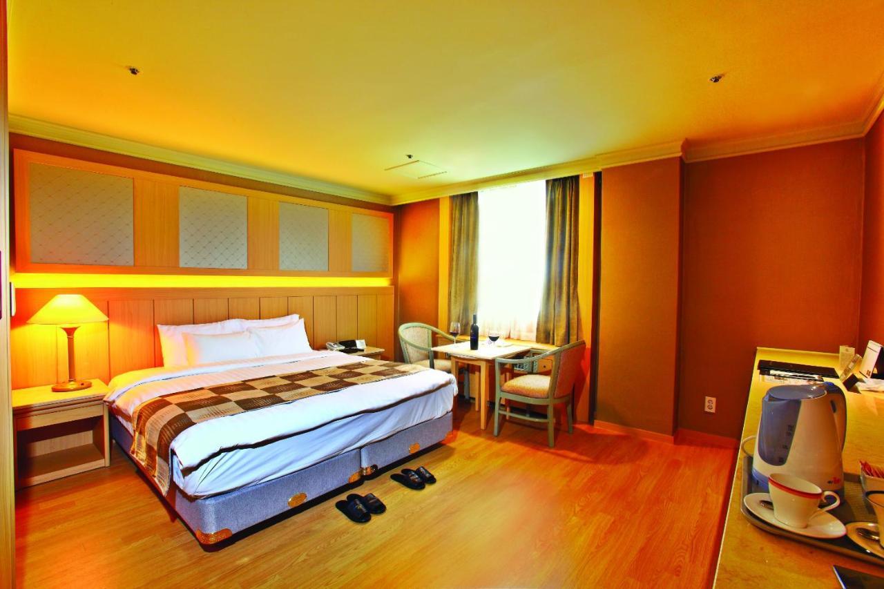Hotel International Чангуон Екстериор снимка